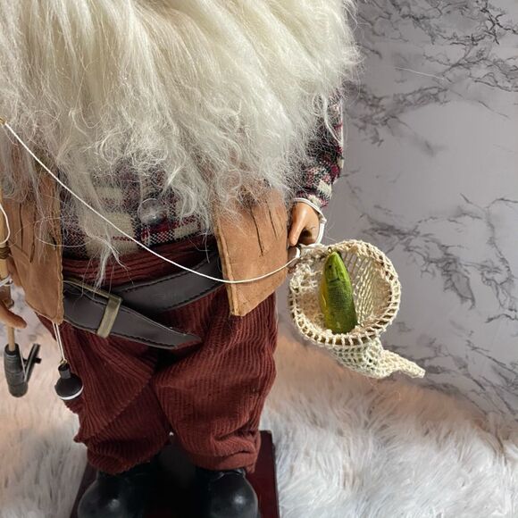 Old World Santa Collection 2004 Fishing Santa - Picture 3 of 6